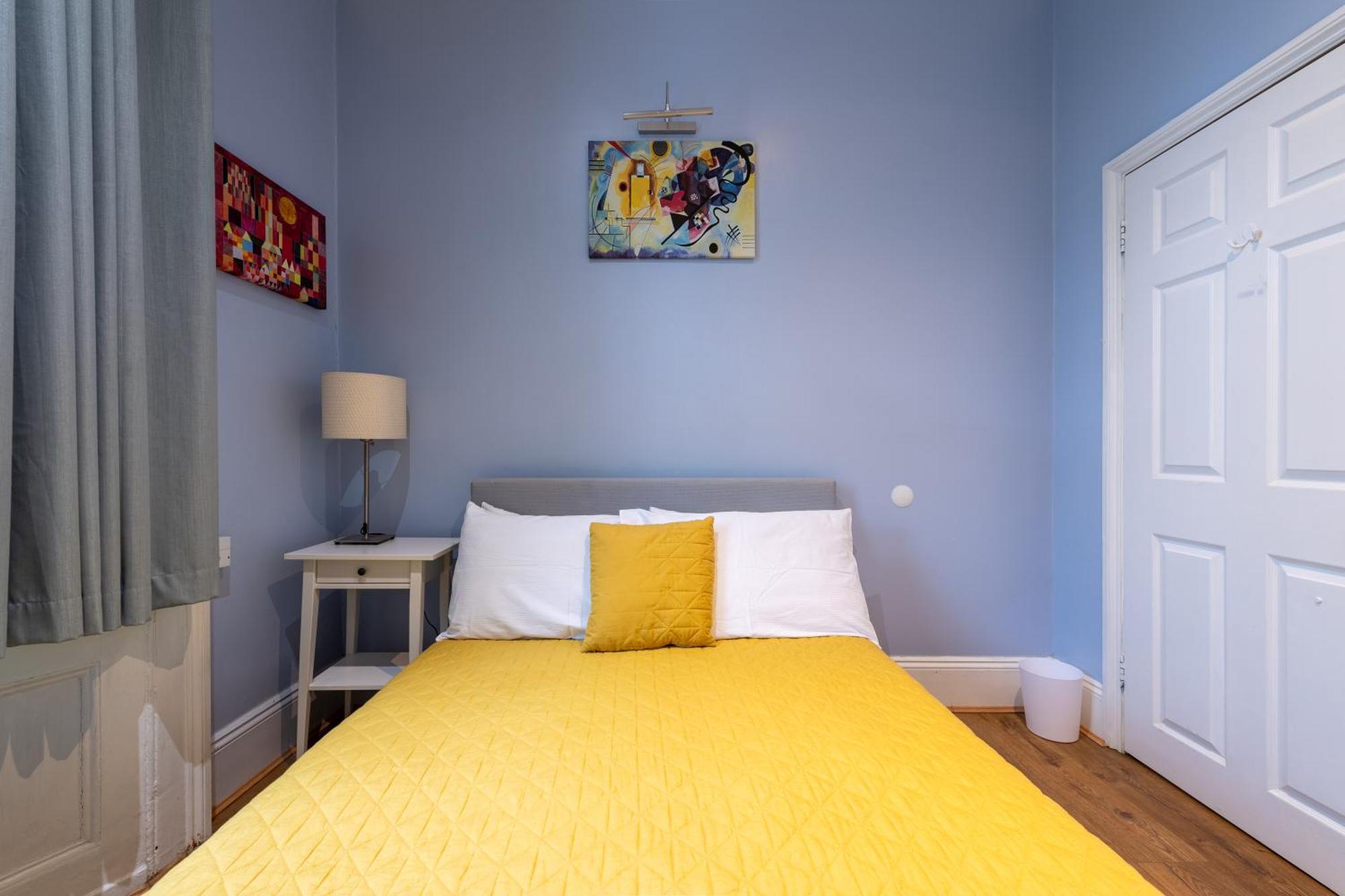 Apartment Stunning Bright Flat London